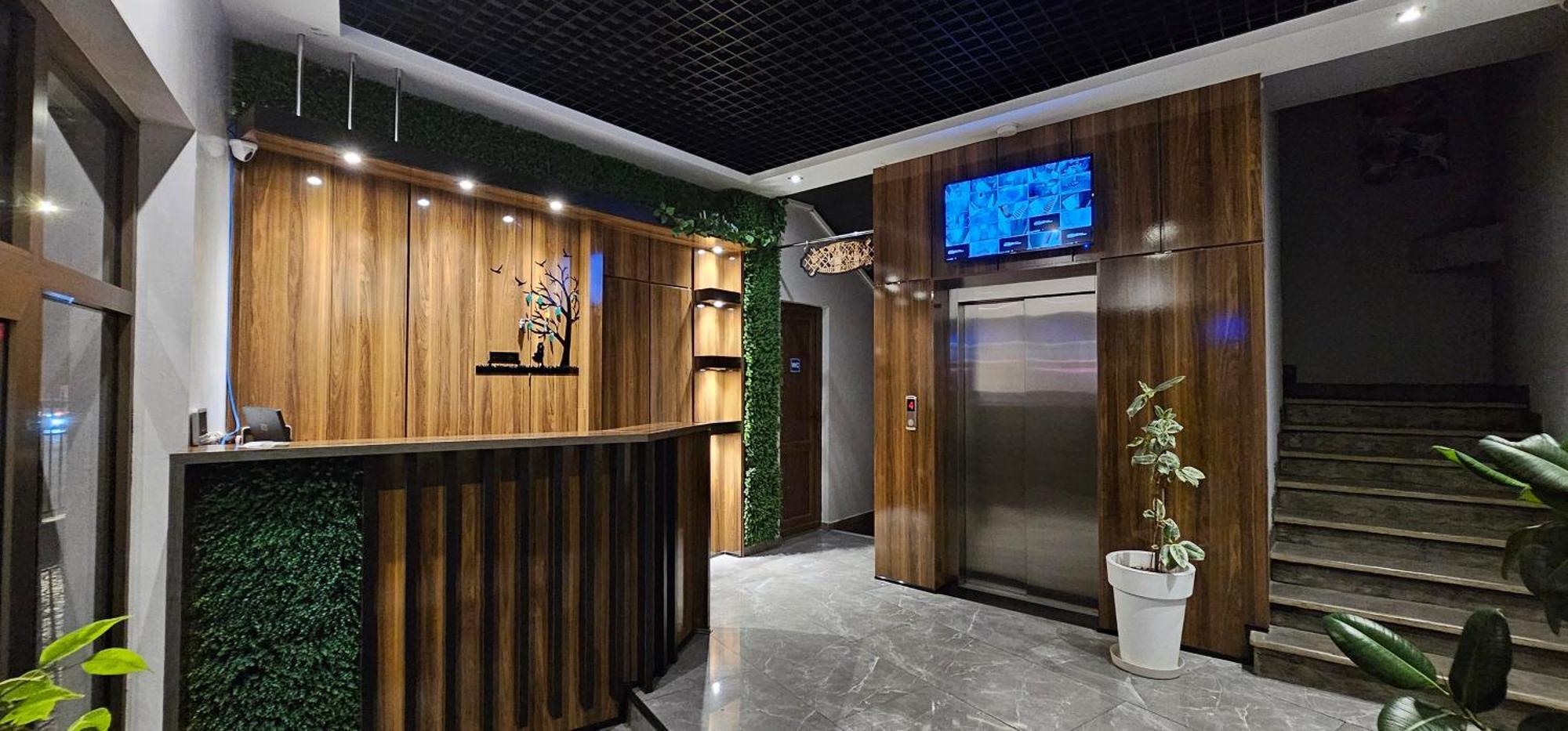 Hotel Sunny Батуми Экстерьер фото