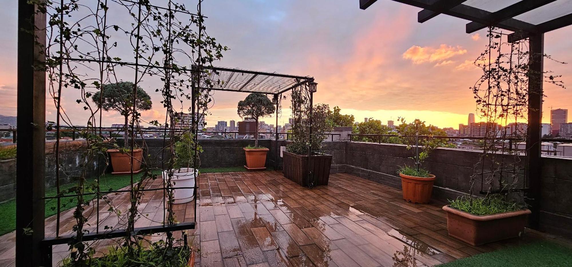Hotel Sunny Батуми Экстерьер фото